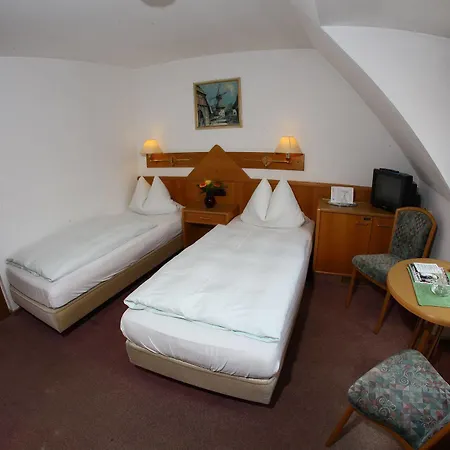 Roter Hahn 3* 로텐부르크 옵 데어타우버