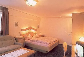 Roter Hahn 3* Ротенбург-на-Таубере